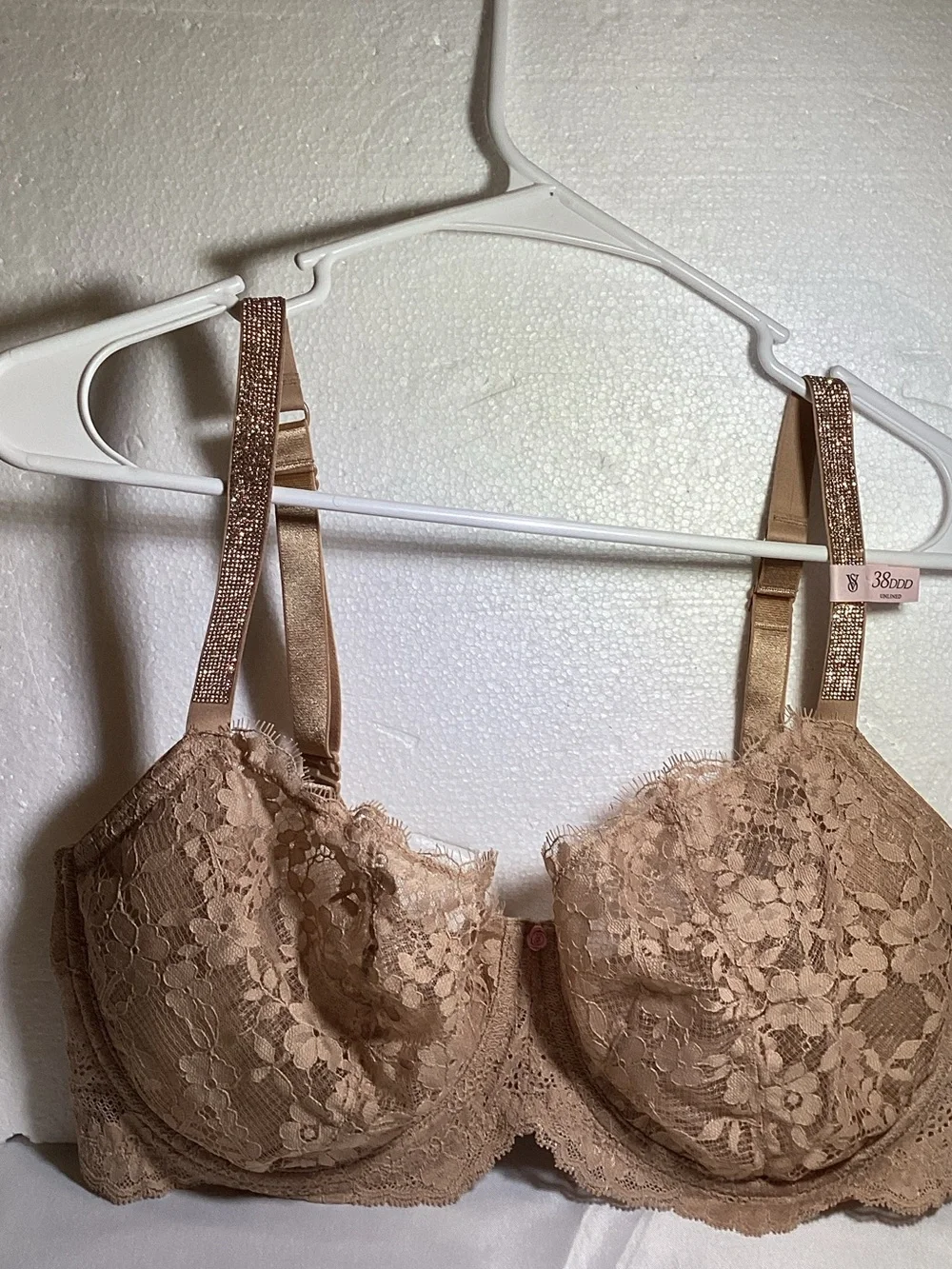 Victoria's Secret Beige Lace Underwire Bra